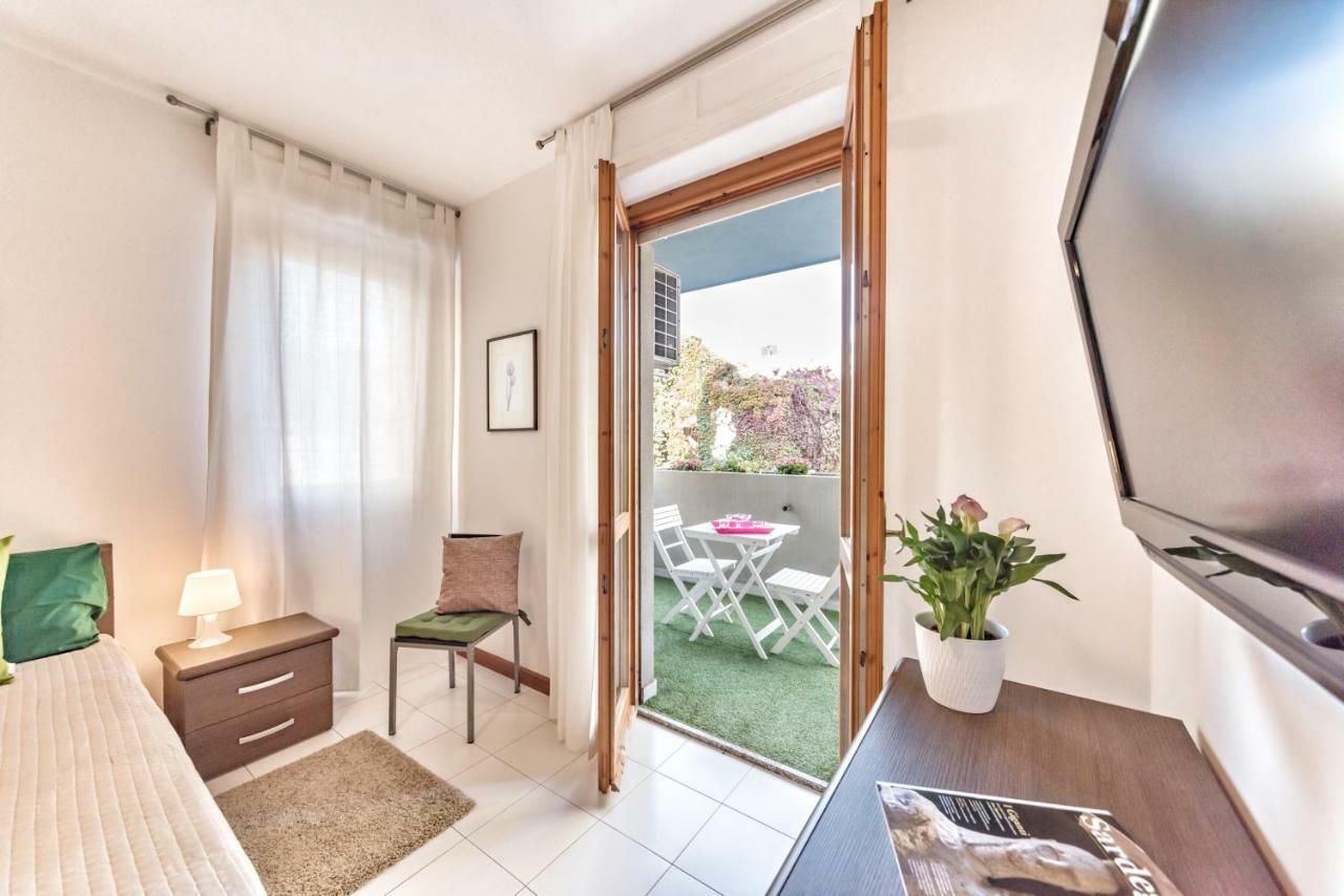 Green Apartment Cagliari Buitenkant foto